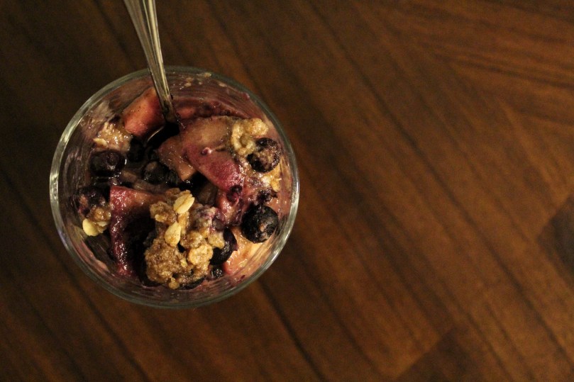 apple blueberry crisp main #3